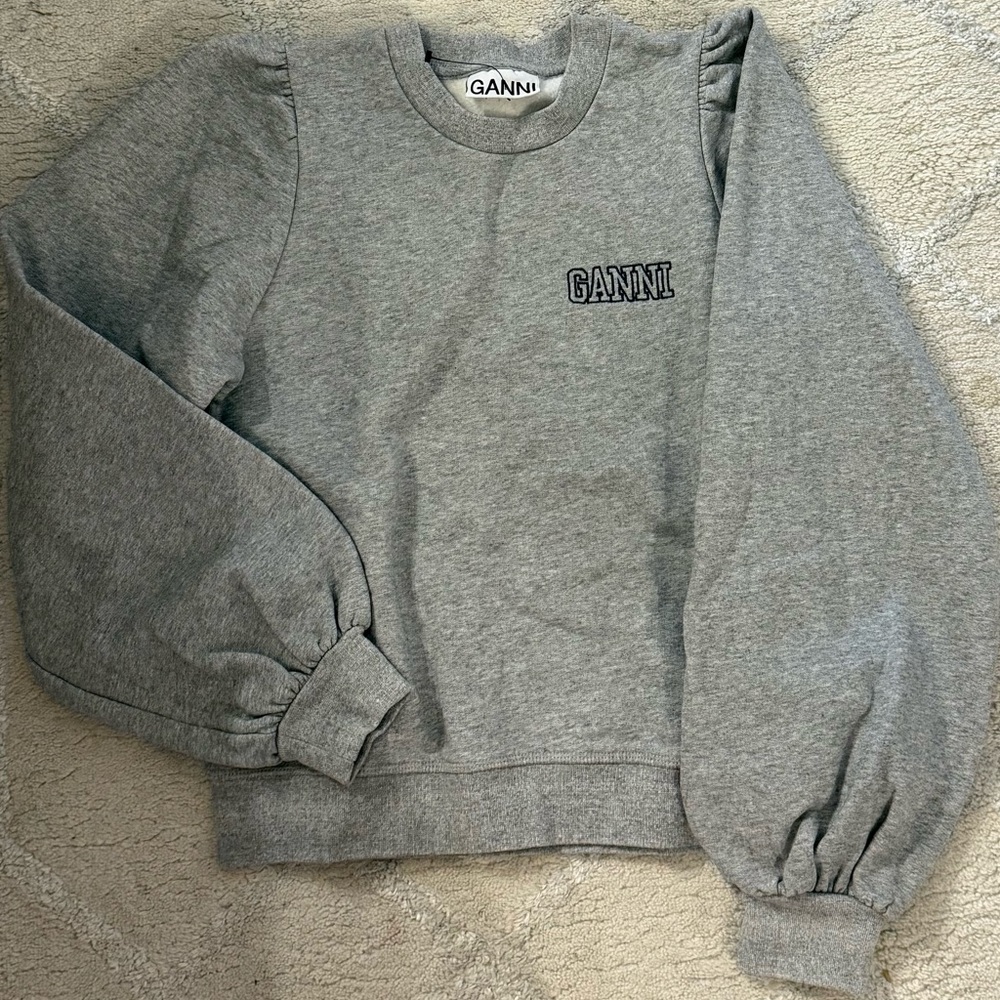 Like new. Never worn